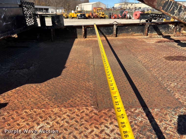 image for item DW7265 2003 Sterling reel truck