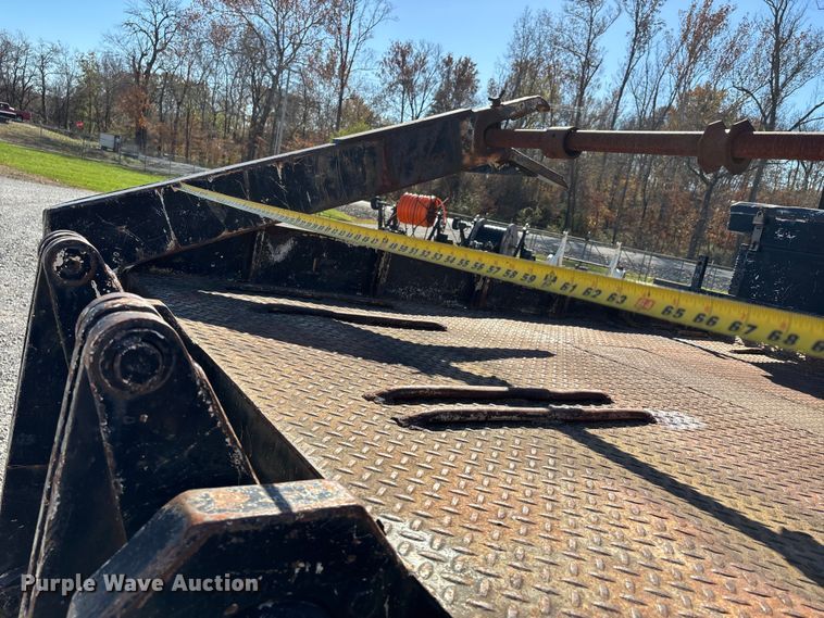 image for item DW7265 2003 Sterling reel truck