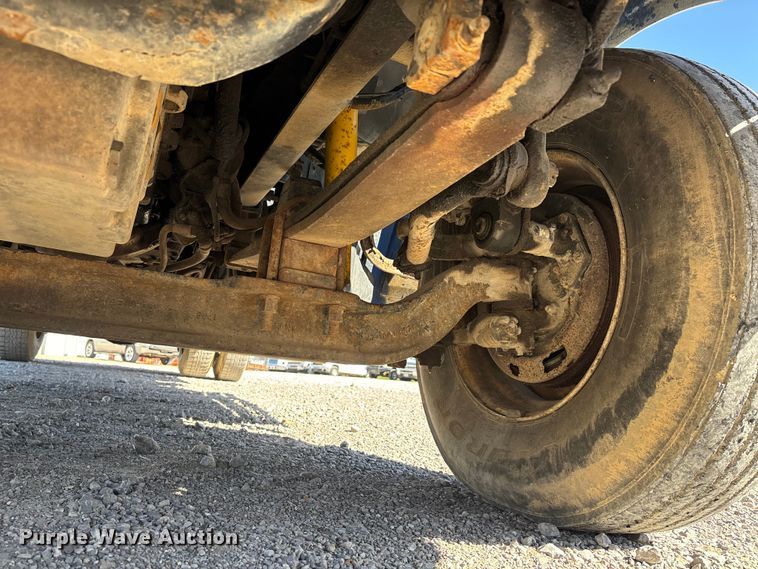 image for item DW7265 2003 Sterling reel truck