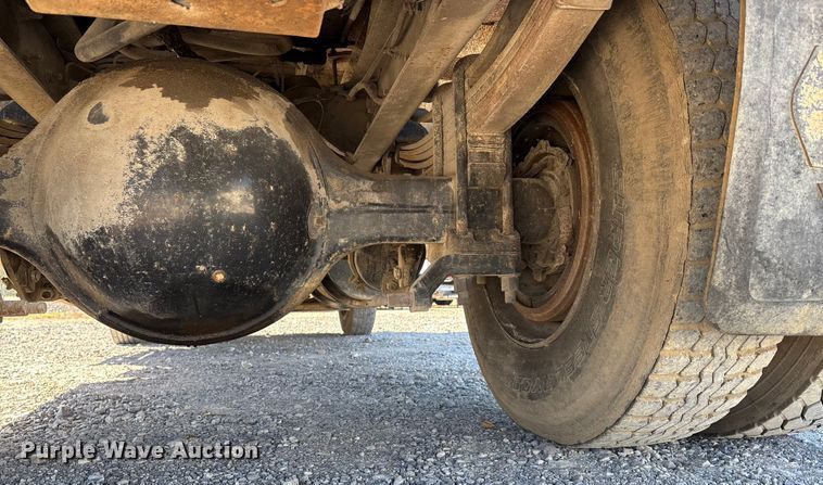 image for item DW7265 2003 Sterling reel truck