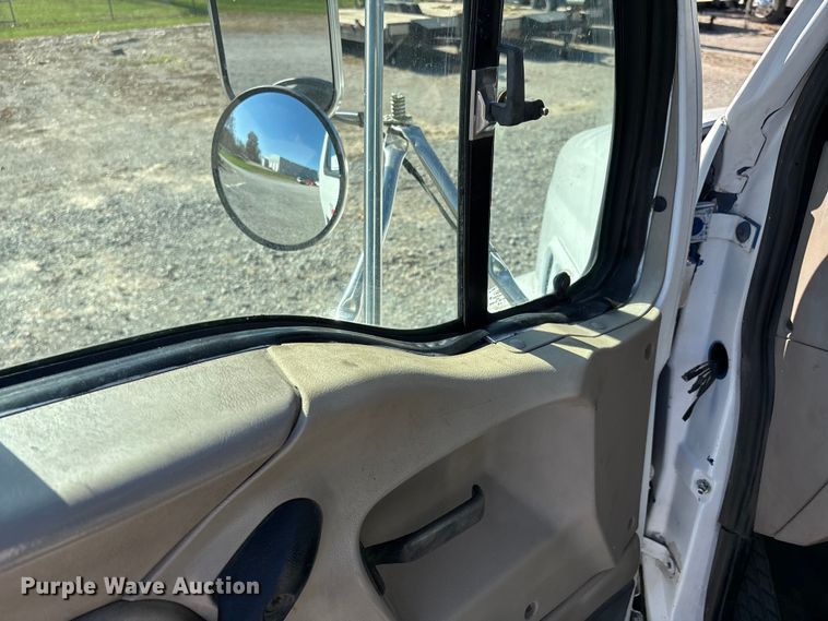 image for item DW7265 2003 Sterling reel truck