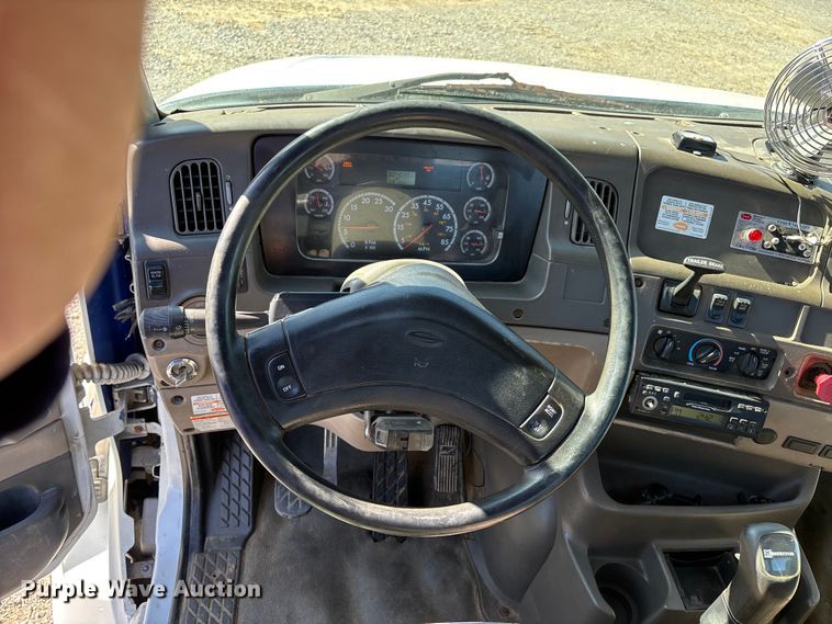 image for item DW7265 2003 Sterling reel truck