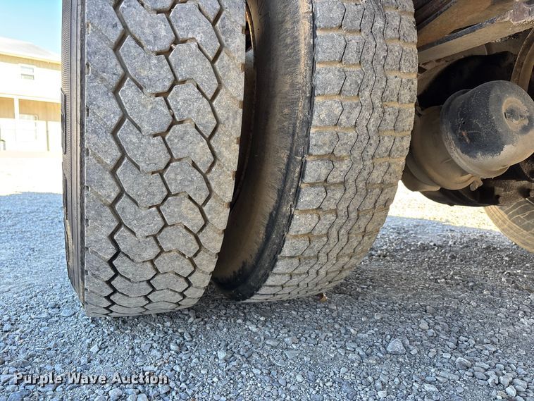 image for item DW7265 2003 Sterling reel truck