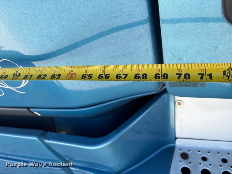 image for item DW7267 2019 Freightliner Cascadia semi truck