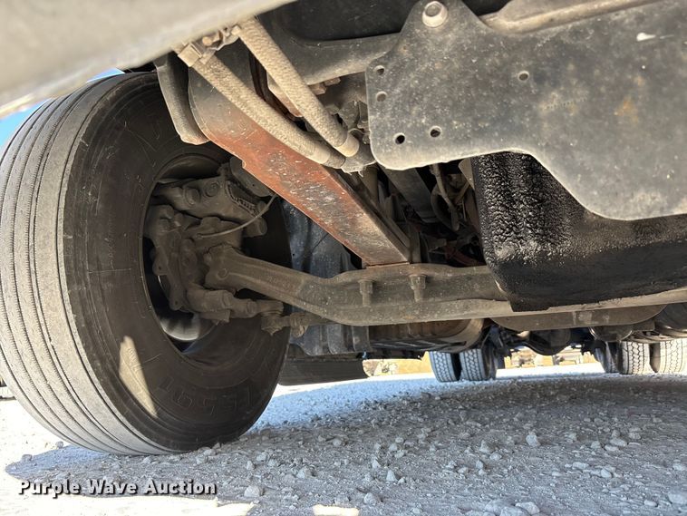 image for item DW7267 2019 Freightliner Cascadia semi truck