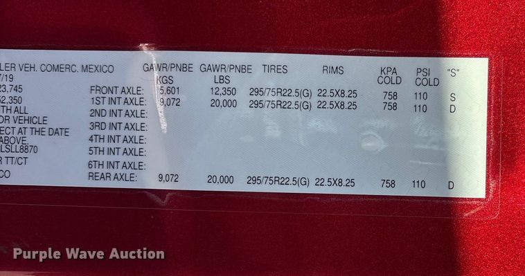 image for item DW7268 2020 Freightliner Cascadia semi truck