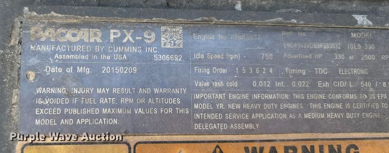 image for item DW7278 2016 Peterbilt 337 semi truck