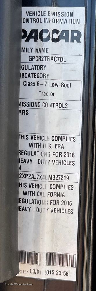 image for item DW7278 2016 Peterbilt 337 semi truck