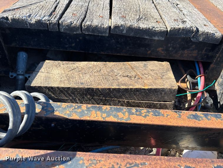 image for item DW7279 2015 Kaufman drop deck equipment trailer