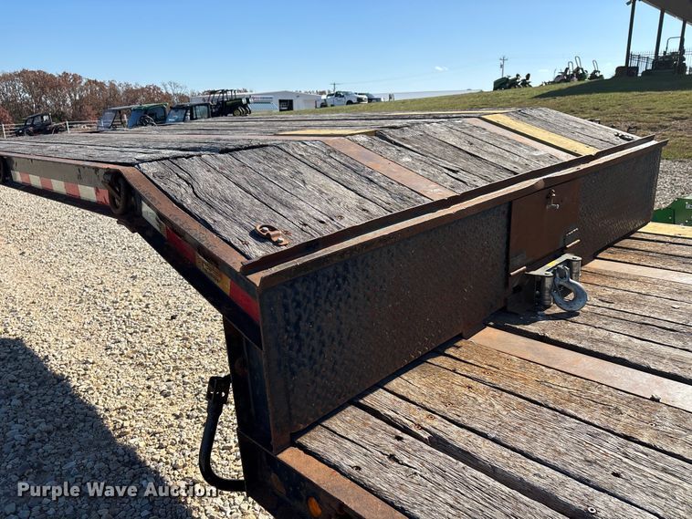 image for item DW7279 2015 Kaufman drop deck equipment trailer