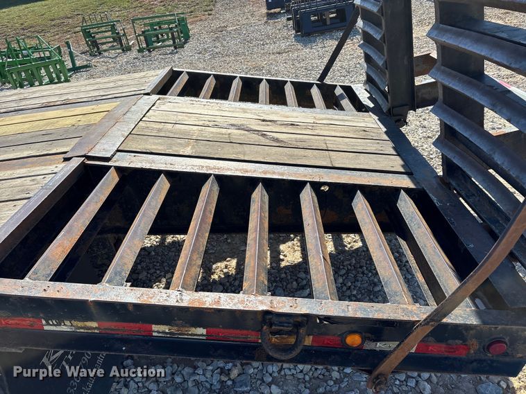 image for item DW7279 2015 Kaufman drop deck equipment trailer