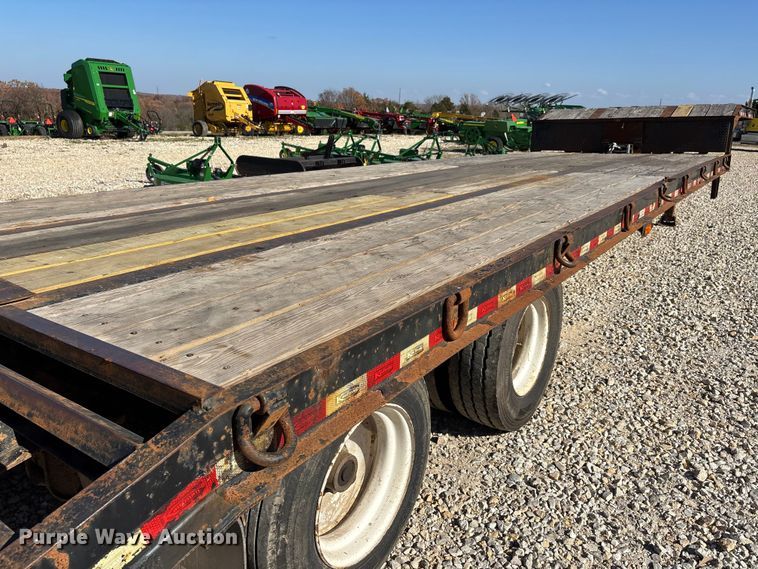 image for item DW7279 2015 Kaufman drop deck equipment trailer