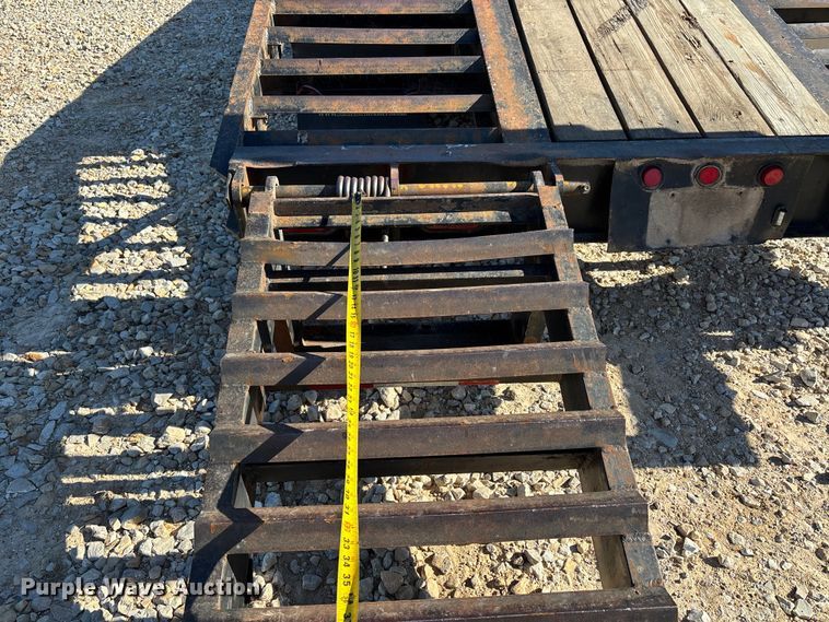 image for item DW7279 2015 Kaufman drop deck equipment trailer