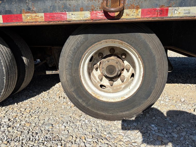 image for item DW7279 2015 Kaufman drop deck equipment trailer