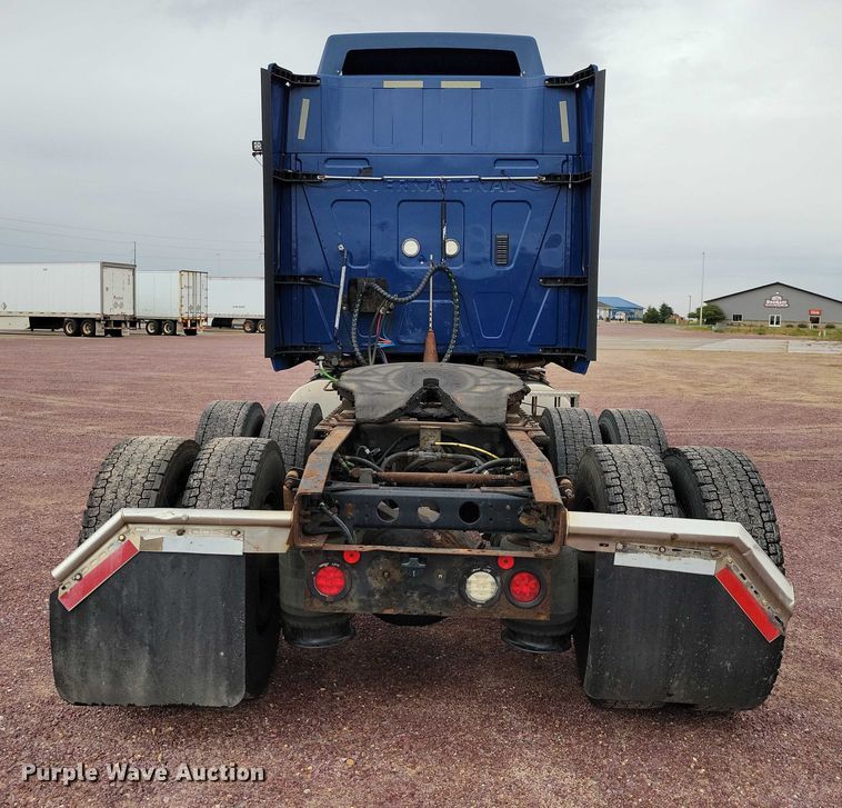 image for item DX6465 2017 International ProStar Plus 122 semi truck