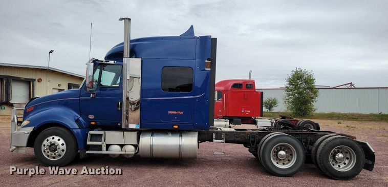 image for item DX6465 2017 International ProStar Plus 122 semi truck