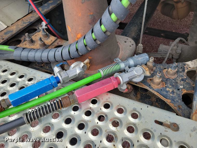 image for item DX6465 2017 International ProStar Plus 122 semi truck