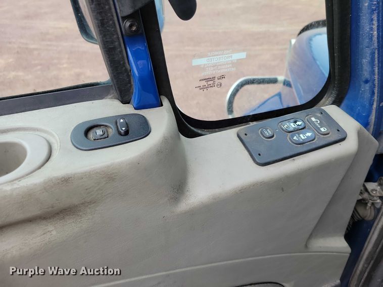 image for item DX6465 2017 International ProStar Plus 122 semi truck