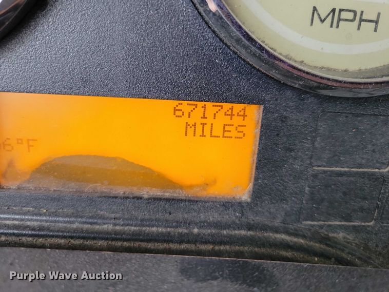 image for item DX6465 2017 International ProStar Plus 122 semi truck