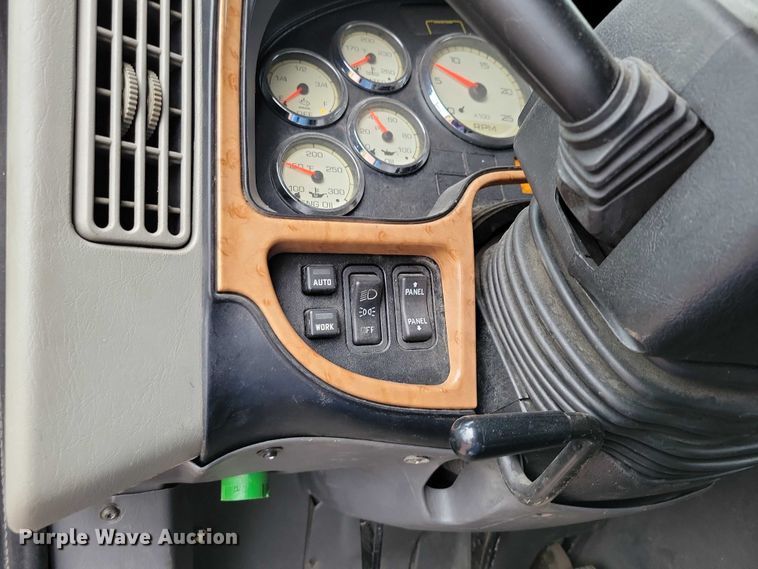 image for item DX6465 2017 International ProStar Plus 122 semi truck