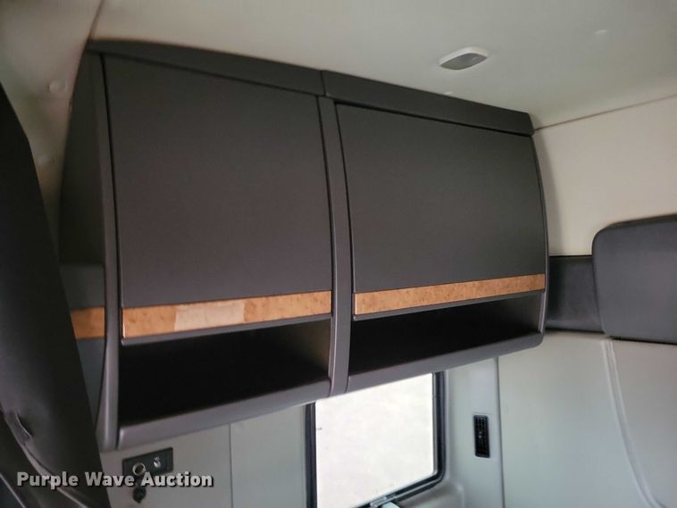 image for item DX6465 2017 International ProStar Plus 122 semi truck