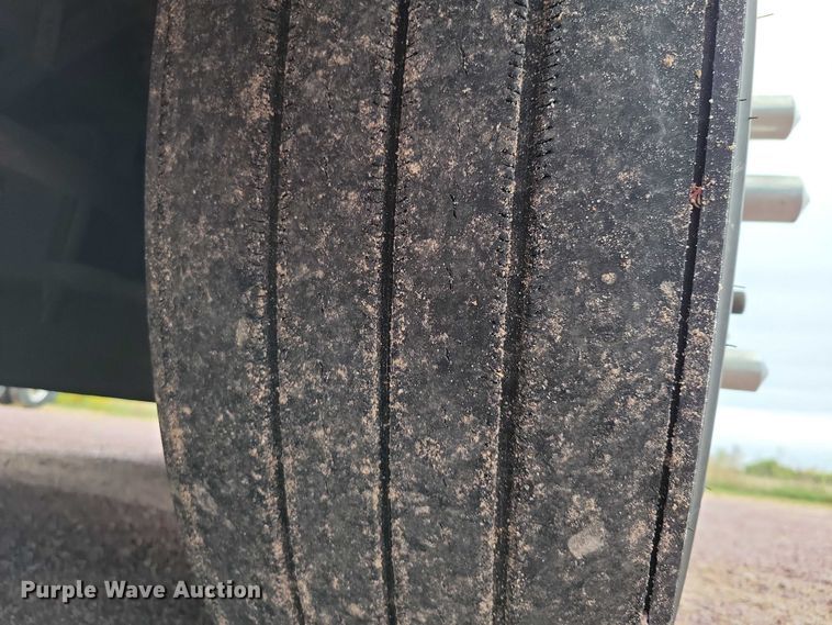 image for item DX6465 2017 International ProStar Plus 122 semi truck