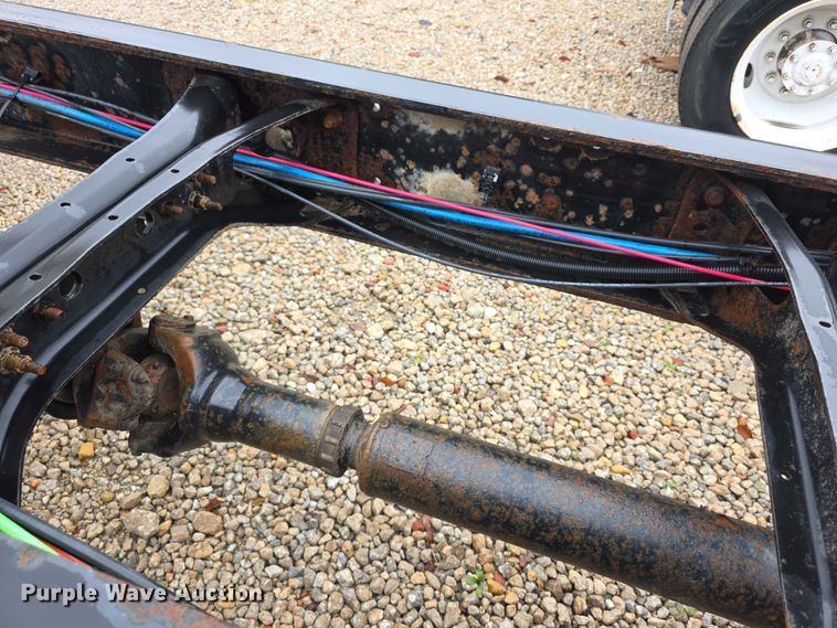 image for item DX7156 2016 International 7600 truck cab and chassis