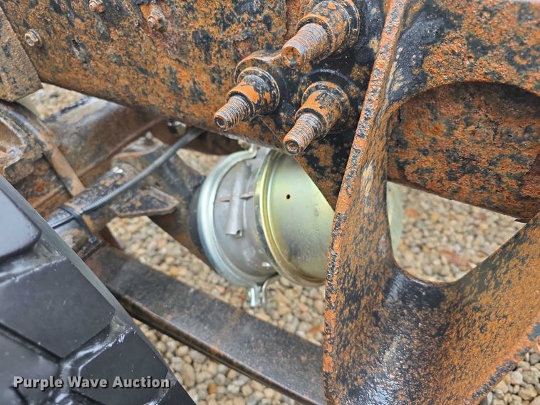 image for item DX7156 2016 International 7600 truck cab and chassis