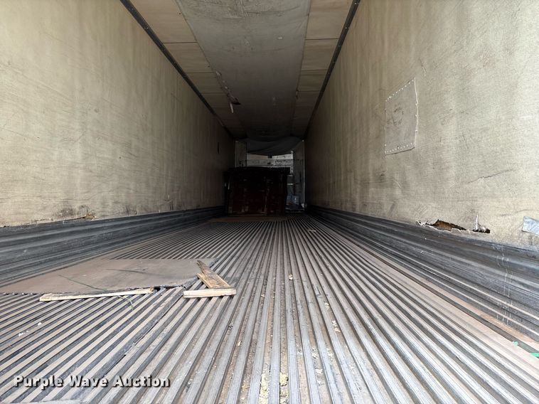 image for item DX7984 1997 Utility VS2R refrigerated van trailer