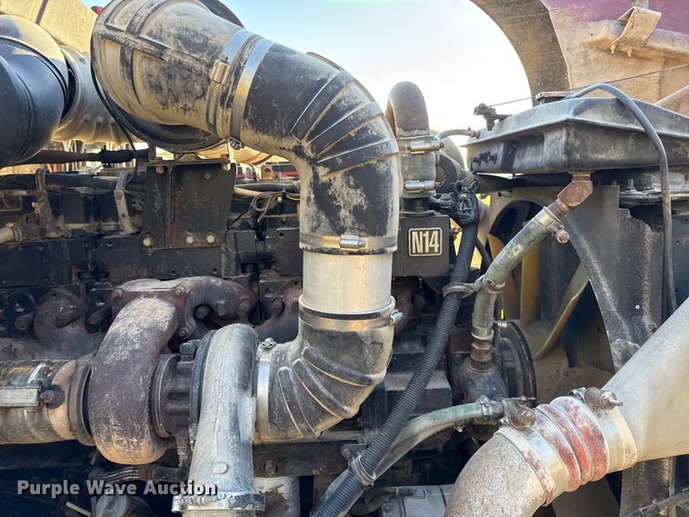 image for item DY8429 1994 Kenworth T600 semi truck