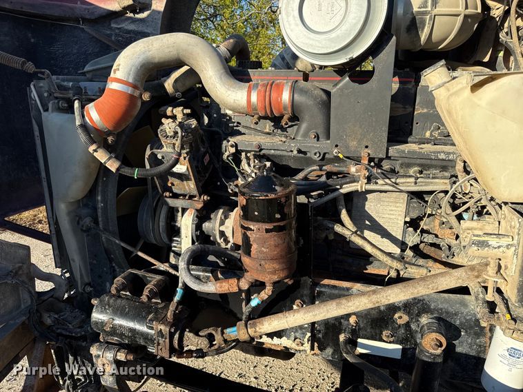 image for item DY8429 1994 Kenworth T600 semi truck