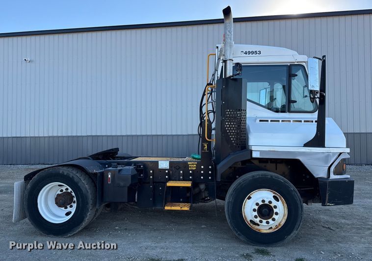 image for item DY8431 Kalmar Ottawa T2 yard truck