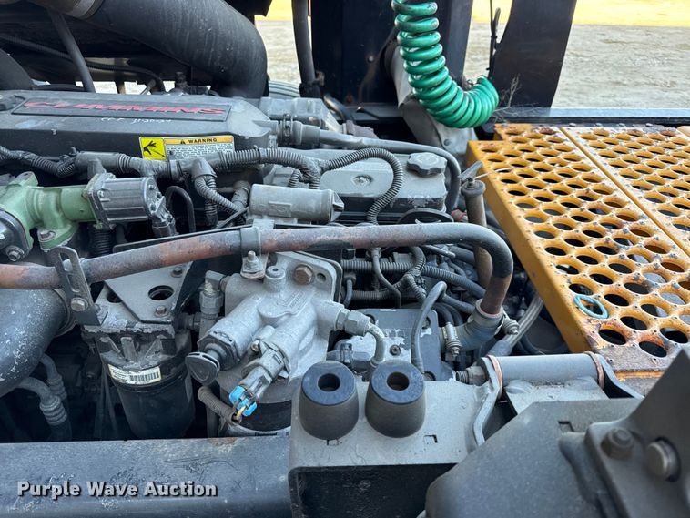 image for item DY8431 Kalmar Ottawa T2 yard truck