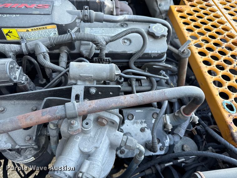 image for item DY8431 Kalmar Ottawa T2 yard truck