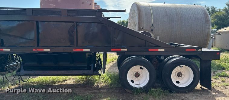 image for item DZ8874 1982 RANC bottom dump trailer