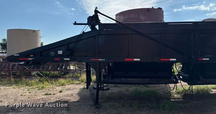 image for item DZ8874 1982 RANC bottom dump trailer