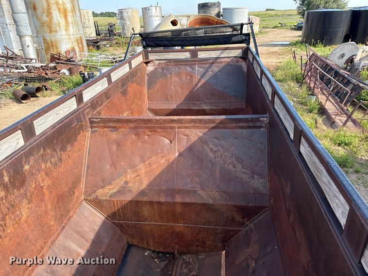 image for item DZ8874 1982 RANC bottom dump trailer