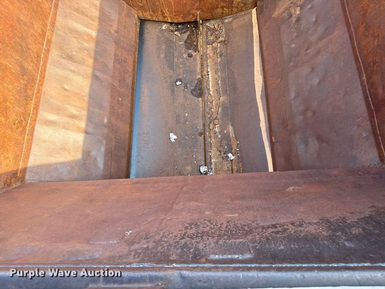 image for item DZ8874 1982 RANC bottom dump trailer