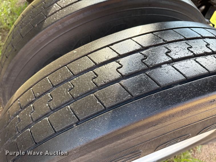 image for item DZ8874 1982 RANC bottom dump trailer