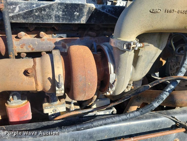 image for item EA2738 1998 Ford 9500 semi truck