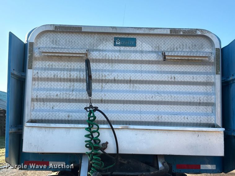 image for item EA7024 1993 Peterbilt 379 semi truck