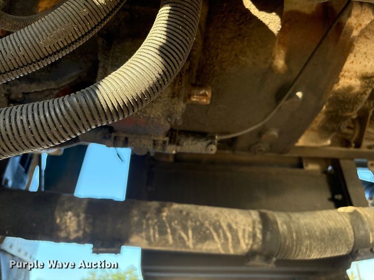 image for item EA7024 1993 Peterbilt 379 semi truck