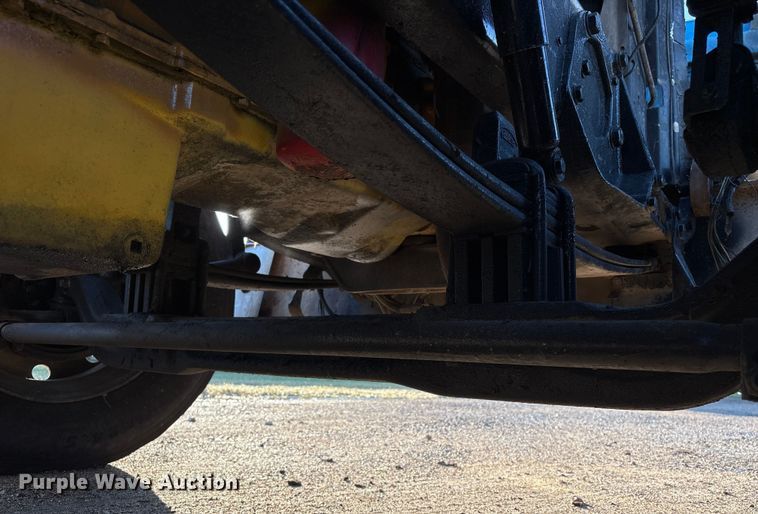 image for item EA7024 1993 Peterbilt 379 semi truck