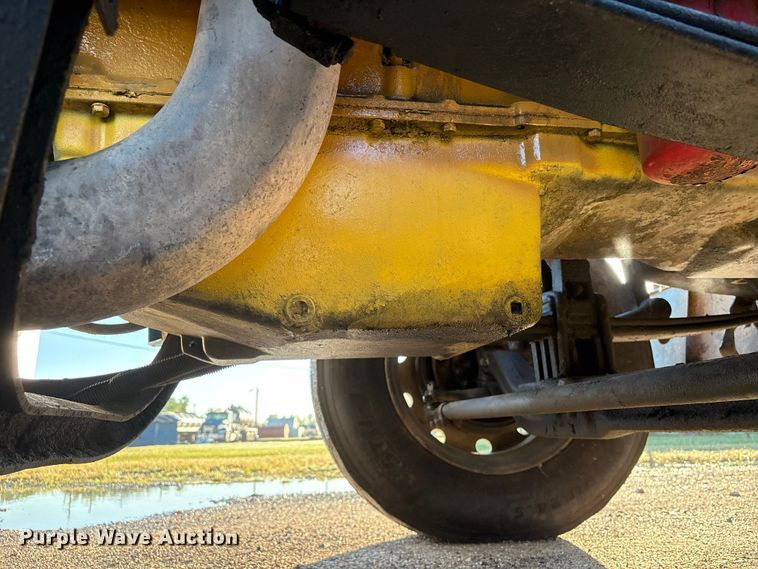 image for item EA7024 1993 Peterbilt 379 semi truck