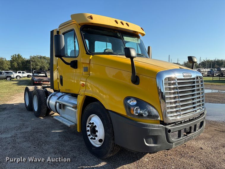 CAMIóN 2018 FREIGHTLINER