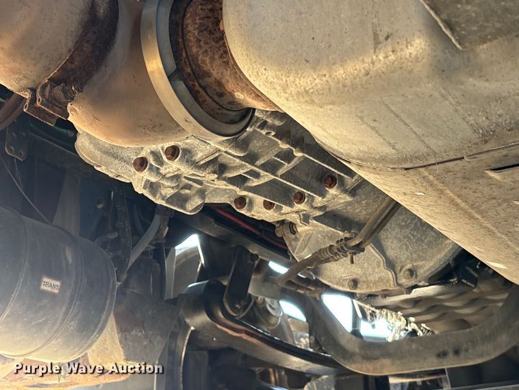 image for item EA7025 2018 Freightliner Cascadia 125 semi truck