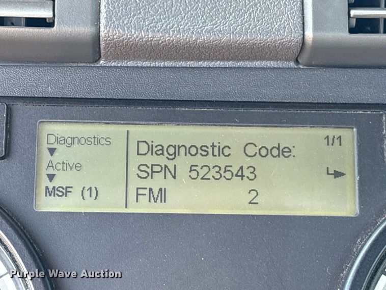 image for item EA7025 2018 Freightliner Cascadia 125 semi truck