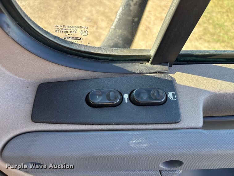 image for item EA7025 2018 Freightliner Cascadia 125 semi truck