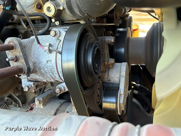 image for item EA7025 2018 Freightliner Cascadia 125 semi truck