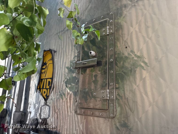 image for item EA7028 2013 Great Dane SUP-1114-31053 refrigerated van trailer